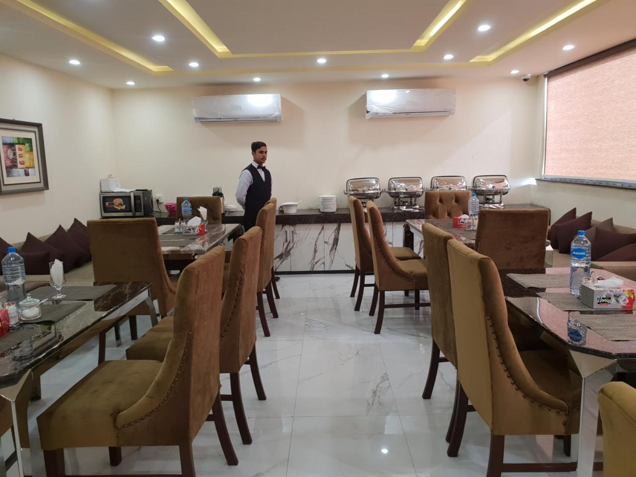 Hotel Avalon Suites Мултан Экстерьер фото